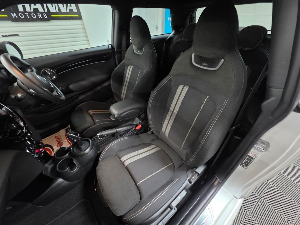 USED 2023 23 MINI HATCH 1.5 Cooper Sport Hatchback 3dr Petrol Steptronic Euro 6 (s/s) (136 ps) SatNav - Parking Sensors!