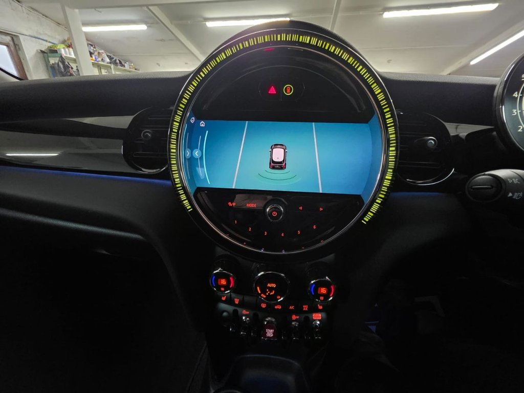 USED 2023 23 MINI HATCH 1.5 Cooper Sport Hatchback 3dr Petrol Steptronic Euro 6 (s/s) (136 ps) SatNav - Parking Sensors!