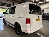 USED 2017 67 VOLKSWAGEN TRANSPORTER 2.0 TDI T32 BlueMotion Tech Highline Kombi Double Cab 5dr Diesel Manual FWD SWB Euro 6 (s/s) (150 ps) 