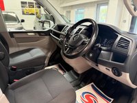 USED 2017 67 VOLKSWAGEN TRANSPORTER 2.0 TDI T32 BlueMotion Tech Highline Kombi Double Cab 5dr Diesel Manual FWD SWB Euro 6 (s/s) (150 ps) 