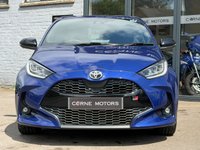 USED 2023 72 TOYOTA YARIS GR SPORT 1.5 VVT-H E-CVT PETROL HYBRID AUTOMATIC 5 DOOR HATCHBACK FRONT & REAR PARK AID * REVERSE CAMERA * SAT-NAV * FOLDING MIRRORS * BLIND SPOT MONITORING