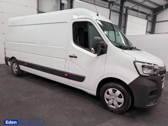 2023 RENAULT MASTER