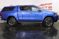 USED 2024 24 TOYOTA HI-LUX 2.8 D-4D Invincible Pickup Double Cab 4dr Auto 4WD (APPLE CAR PLAY) 