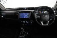 USED 2024 24 TOYOTA HI-LUX 2.8 D-4D Invincible Pickup Double Cab 4dr Auto 4WD (APPLE CAR PLAY) 