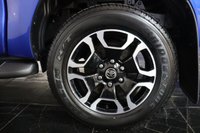 USED 2024 24 TOYOTA HI-LUX 2.8 D-4D Invincible Pickup Double Cab 4dr Auto 4WD (APPLE CAR PLAY) 