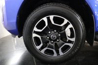 USED 2024 24 TOYOTA HI-LUX 2.8 D-4D Invincible Pickup Double Cab 4dr Auto 4WD (APPLE CAR PLAY) 