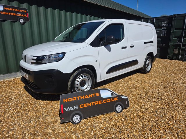 View our PEUGEOT PARTNER