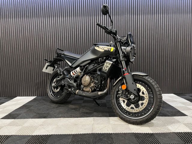 View our HUSQVARNA SVARTPILEN 401
