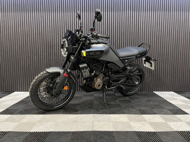 View our HUSQVARNA SVARTPILEN 401