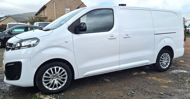 View our Vauxhall Vivaro 1.5 Turbo D 2900 Pro Panel Van 6dr Diesel Manual L2 H1 Euro 6 (s/s) (100 ps)