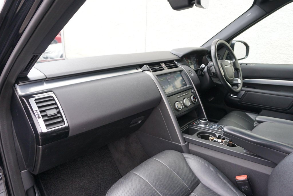 USED 2020 20 LAND ROVER DISCOVERY 3.0 SD V6 Landmark Edition Auto 4WD Euro 6 (s/s) 5dr ONE YEAR LANDROVER WARRANTY