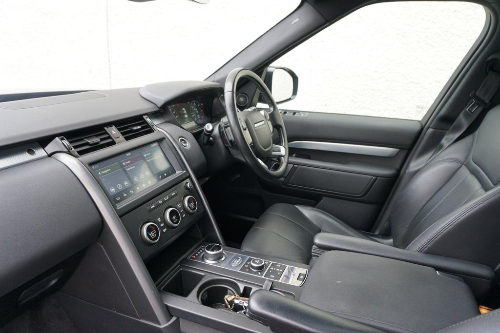 USED 2020 20 LAND ROVER DISCOVERY 3.0 SD V6 Landmark Edition Auto 4WD Euro 6 (s/s) 5dr ONE YEAR LANDROVER WARRANTY