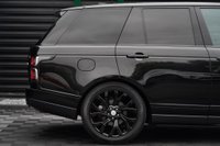 USED 2020 20 LAND ROVER RANGE ROVER 3.0 SD V6 Vogue Auto 4WD Euro 6 (s/s) 5dr Pan Roof | Meridian Speakers