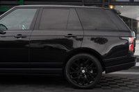 USED 2020 20 LAND ROVER RANGE ROVER 3.0 SD V6 Vogue Auto 4WD Euro 6 (s/s) 5dr Pan Roof | Meridian Speakers