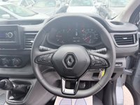 USED 2022 22 RENAULT TRAFIC Grey 2.0 dCi Blue SL28 Business van, 74,200 miles, Euro 6, ULEZ compliant, 6-Speed manual, Bluetooth, Cruise Control, DAB. Plus VAT @ 20%! This 2022 Renault Trafic boasts a full service history, with its last service completed on 26th June 2025 at 66,949 miles, offering peace of mind for its next owner. This dCi Blue SL28 Business L1 H1 model is powered by an efficient 2.0 litre diesel engine, meeting Euro 6 emission standards and benefiting from low CO2 emissions. The Business trim level includes a DAB radio with Bluetooth connectivity, a USB socket, and an AUX input, ensuring you stay connected and entertained on every journey. F
