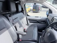 USED 2021 21 PEUGEOT EXPERT White 2.0 BlueHDi Euro 6 panel van, 22,700 miles, ULEZ compliant, 6-Speed manual, A/C, Bluetooth, Cruise control, Rear sensors. Plus VAT @ 20%! This 2021 Peugeot Expert 2.0 BlueHDi 1400 Professional Standard Panel Van MWB Euro 6 (s/s) 6dr boasts exceptionally low mileage for its age, having covered just 22,700 miles, and has been owned by only one careful owner. This professional panel van is equipped with a robust 2.0L BlueHDi diesel engine and meets Euro 6 emissions standards. Notable features include the Visibility Pack with automatic headlights, air conditioning for a comfortable cabin environment, and rear parking sensors to aid ma
