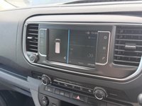 USED 2021 21 PEUGEOT EXPERT White 2.0 BlueHDi Euro 6 panel van, 22,700 miles, ULEZ compliant, 6-Speed manual, A/C, Bluetooth, Cruise control, Rear sensors. Plus VAT @ 20%! This 2021 Peugeot Expert 2.0 BlueHDi 1400 Professional Standard Panel Van MWB Euro 6 (s/s) 6dr boasts exceptionally low mileage for its age, having covered just 22,700 miles, and has been owned by only one careful owner. This professional panel van is equipped with a robust 2.0L BlueHDi diesel engine and meets Euro 6 emissions standards. Notable features include the Visibility Pack with automatic headlights, air conditioning for a comfortable cabin environment, and rear parking sensors to aid ma