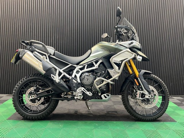 View our TRIUMPH TIGER 900