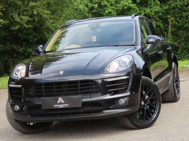 View our PORSCHE MACAN