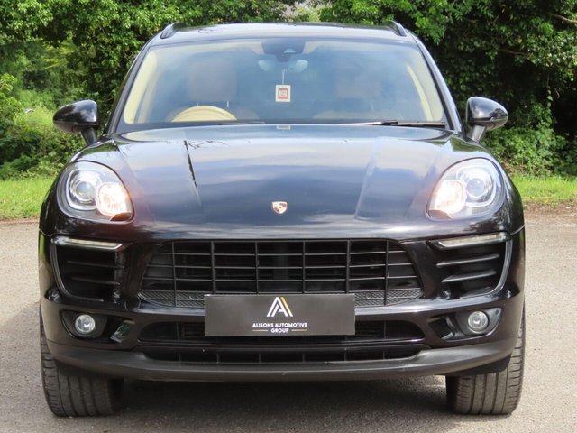 View our PORSCHE MACAN
