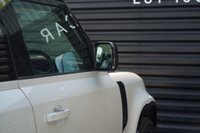 USED 2023 23 LAND ROVER DEFENDER 90 3.0 D250 MHEV X-Dynamic SE Auto 4WD Euro 6 (s/s) 3dr Roof spoiler!