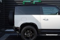 USED 2023 23 LAND ROVER DEFENDER 90 3.0 D250 MHEV X-Dynamic SE Auto 4WD Euro 6 (s/s) 3dr Roof spoiler!
