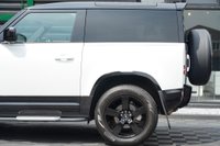 USED 2023 23 LAND ROVER DEFENDER 90 3.0 D250 MHEV X-Dynamic SE Auto 4WD Euro 6 (s/s) 3dr Roof spoiler!