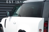 USED 2023 23 LAND ROVER DEFENDER 90 3.0 D250 MHEV X-Dynamic SE Auto 4WD Euro 6 (s/s) 3dr Roof spoiler!