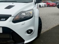 USED 2010 10 FORD FOCUS 2.5 RS Hatchback 3dr Petrol Manual (225 g/km, 301 bhp) 