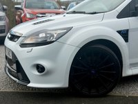USED 2010 10 FORD FOCUS 2.5 RS Hatchback 3dr Petrol Manual (225 g/km, 301 bhp) 