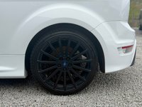 USED 2010 10 FORD FOCUS 2.5 RS Hatchback 3dr Petrol Manual (225 g/km, 301 bhp) 