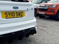 USED 2010 10 FORD FOCUS 2.5 RS Hatchback 3dr Petrol Manual (225 g/km, 301 bhp) 