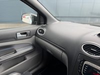 USED 2010 10 FORD FOCUS 2.5 RS Hatchback 3dr Petrol Manual (225 g/km, 301 bhp) 