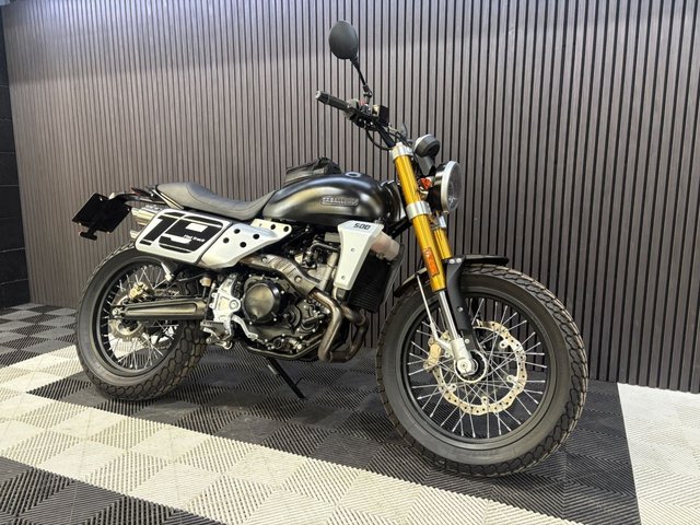 View our FANTIC MOTOR CA25 FLAT TRACK