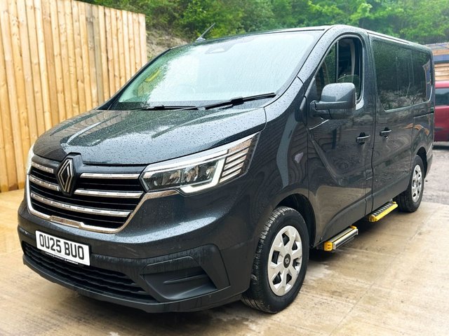 View our RENAULT TRAFIC