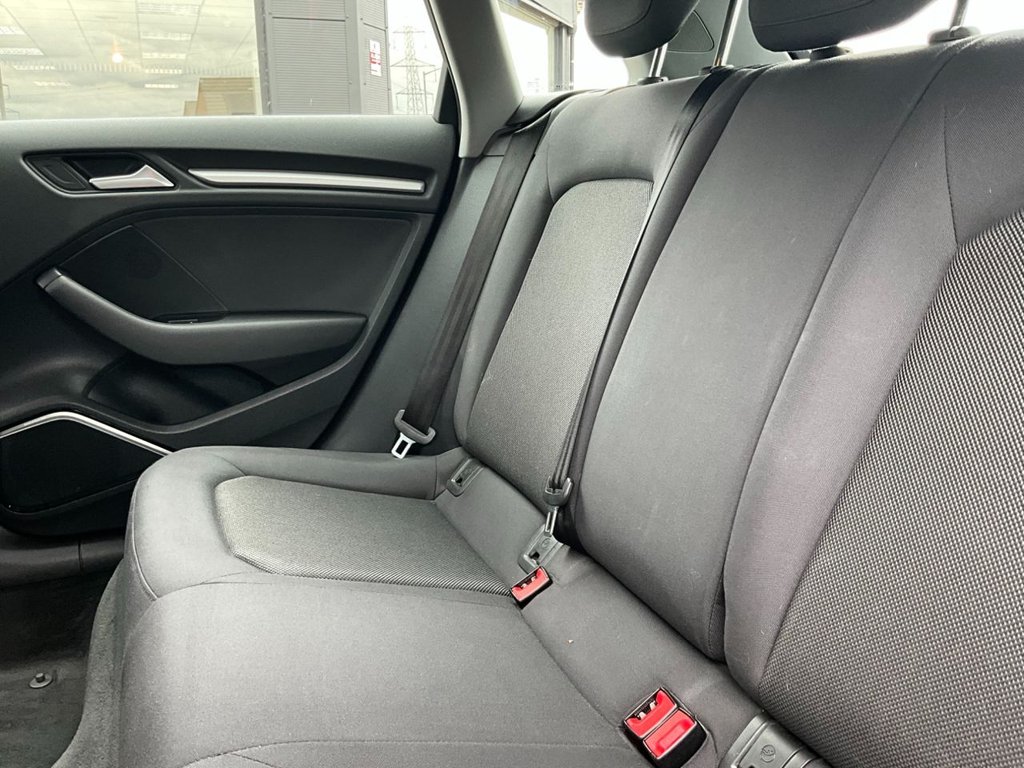 USED 2018 18 AUDI A3 1.5 TFSI CoD SE Technik Sportback 5dr Petrol Manual Euro 6 (s/s) (150 ps) 