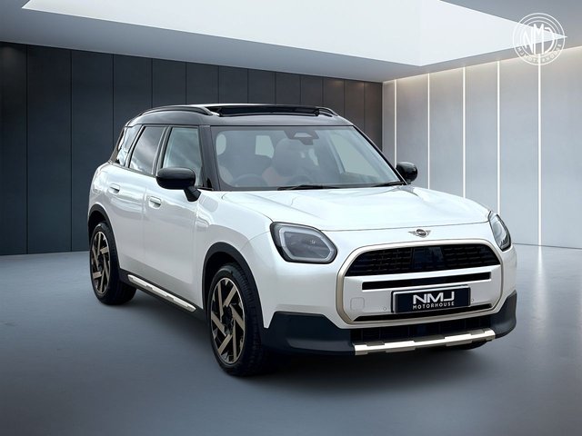 View our MINI COUNTRYMAN