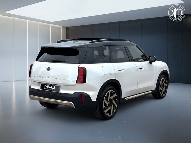 View our MINI COUNTRYMAN