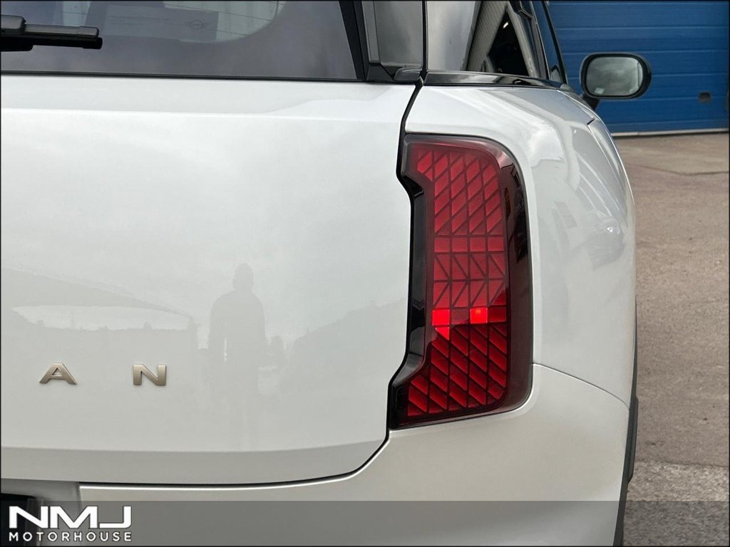 USED 2024 24 MINI COUNTRYMAN 1.5C MHEV Exclusive Auto Euro 6 (s/s) 5dr 9.9%APR PAN ROOF LEVEL 2 PACK