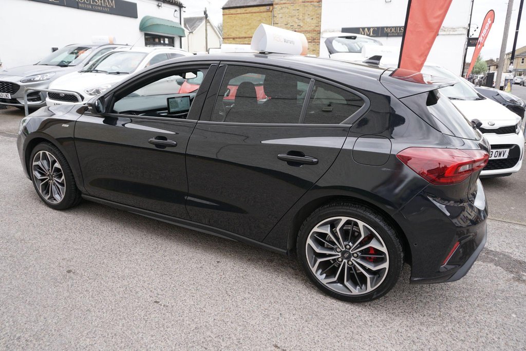 USED 2022 72 FORD FOCUS 1.0T EcoBoost ST-Line Vignale Euro 6 (s/s) 5dr JUST ARRIVED