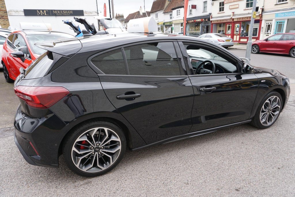 USED 2022 72 FORD FOCUS 1.0T EcoBoost ST-Line Vignale Euro 6 (s/s) 5dr JUST ARRIVED