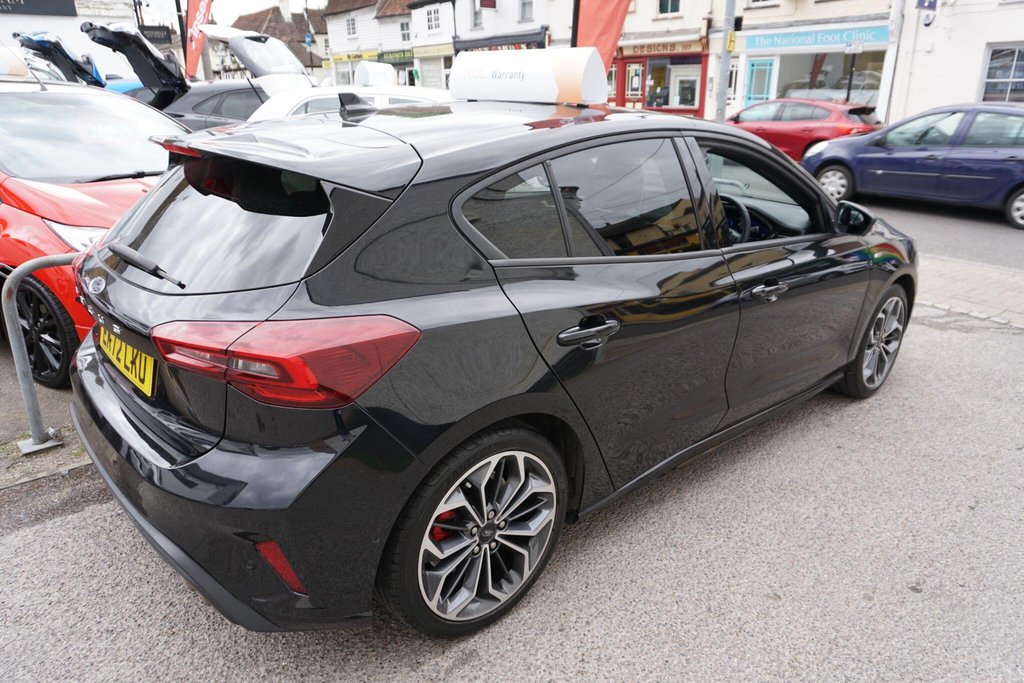 USED 2022 72 FORD FOCUS 1.0T EcoBoost ST-Line Vignale Euro 6 (s/s) 5dr JUST ARRIVED