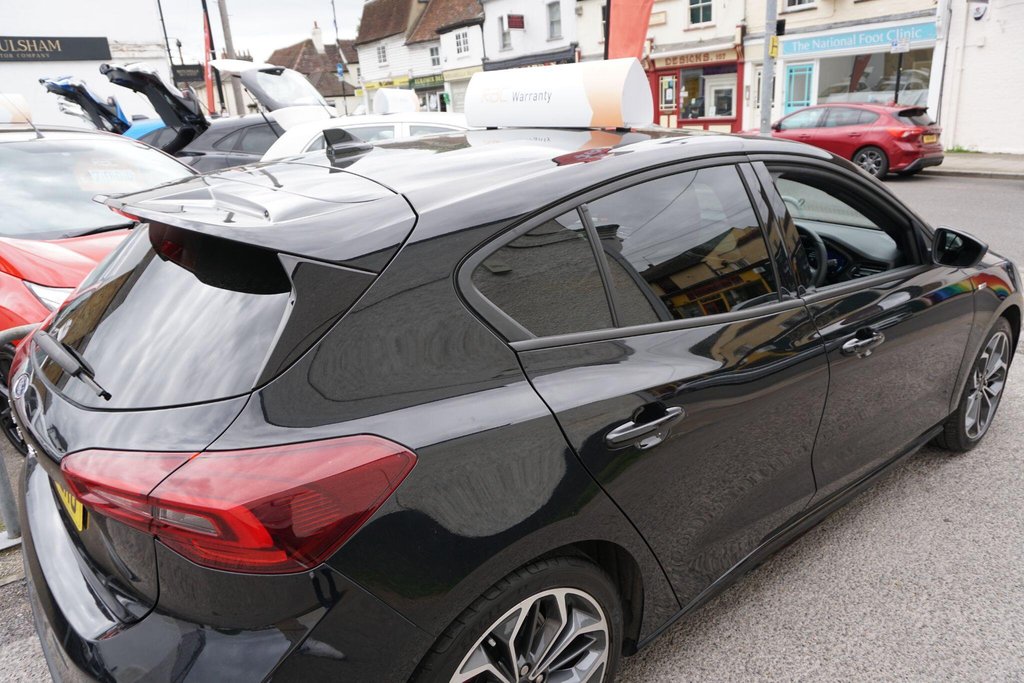 USED 2022 72 FORD FOCUS 1.0T EcoBoost ST-Line Vignale Euro 6 (s/s) 5dr JUST ARRIVED