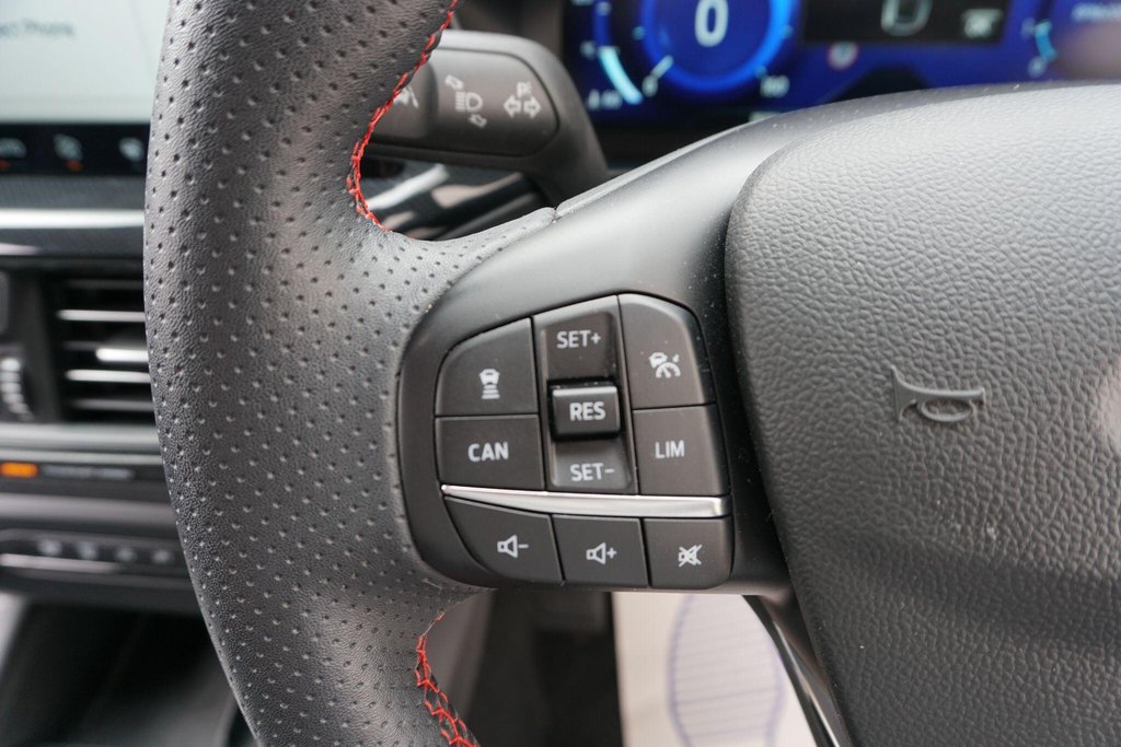 USED 2022 72 FORD FOCUS 1.0T EcoBoost ST-Line Vignale Euro 6 (s/s) 5dr JUST ARRIVED