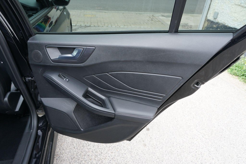 USED 2022 72 FORD FOCUS 1.0T EcoBoost ST-Line Vignale Euro 6 (s/s) 5dr JUST ARRIVED