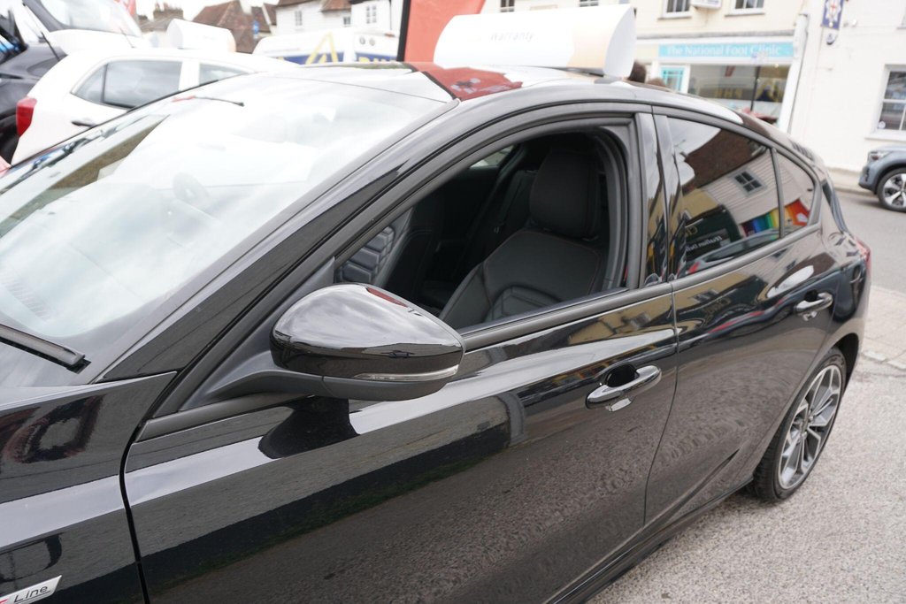 USED 2022 72 FORD FOCUS 1.0T EcoBoost ST-Line Vignale Euro 6 (s/s) 5dr JUST ARRIVED