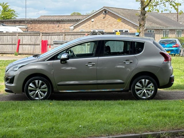 View our PEUGEOT 3008
