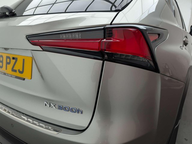 USED 2019 19 LEXUS NX 2.5 NX 300h Premium CVT 4WD 5dr CLICK+COLLECT / HOME DELIVERY