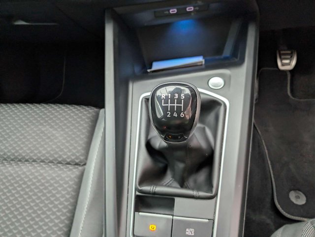 USED 2022 22 VOLKSWAGEN GOLF 1.5 Golf Active TSi 5dr CLICK+COLLECT / HOME DELIVERY