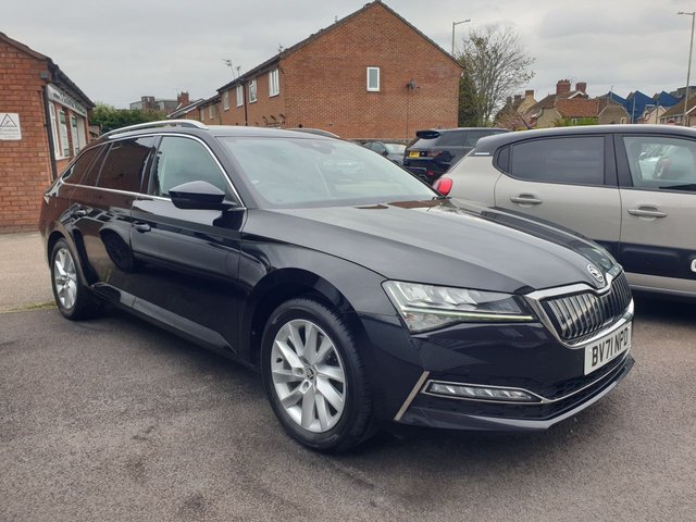 View our Skoda Superb 1.4 TSI iV 13kWh SE Technology Estate 5dr Petrol Plug-in Hybrid DSG Euro 6 (s/s) (218 ps)